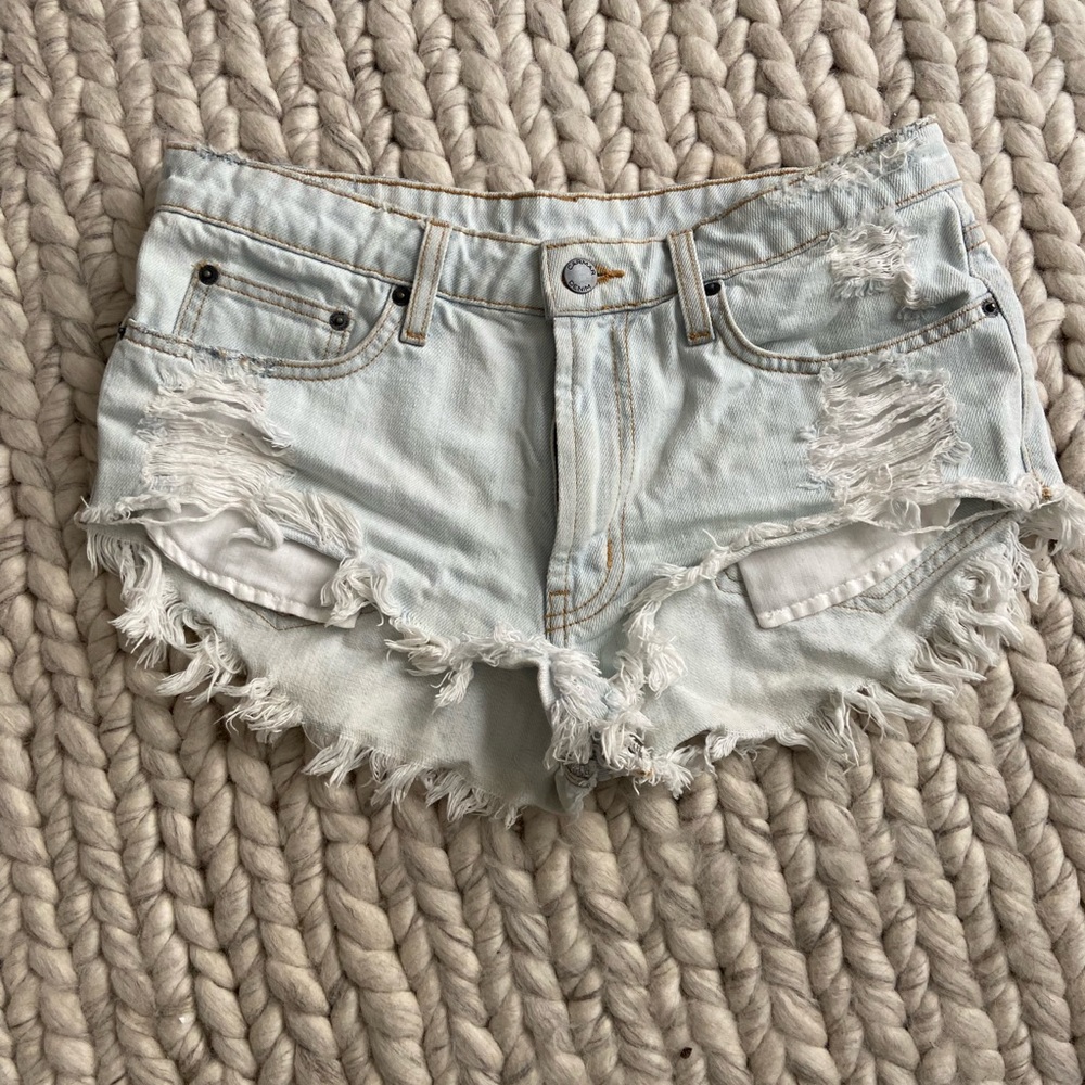 LF/CARMAR DENIM NWOT JEAN SHORT